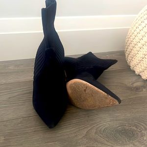 Navy Gianvito Rosi Booties